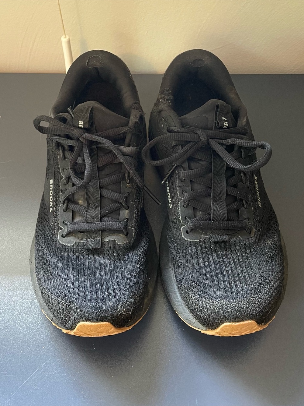 Brooks Revel 7 Women’s Black Athletic Shoe Size 8